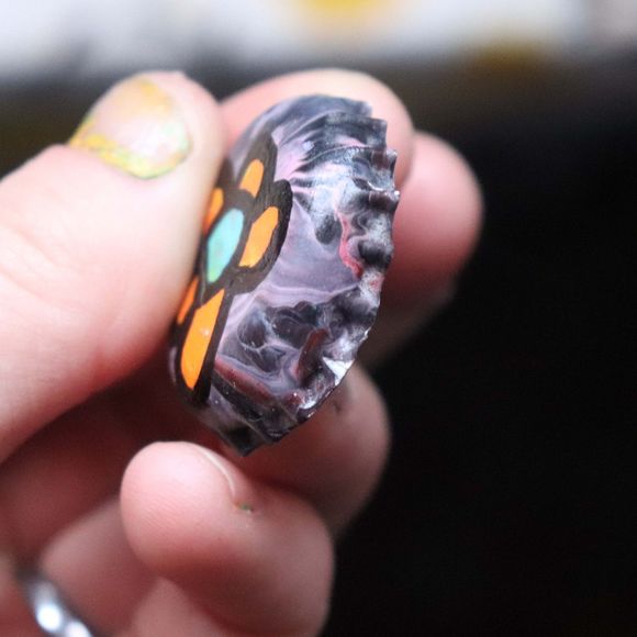 PAINTED BOTTLECAP PIN - Picture 3 of 4